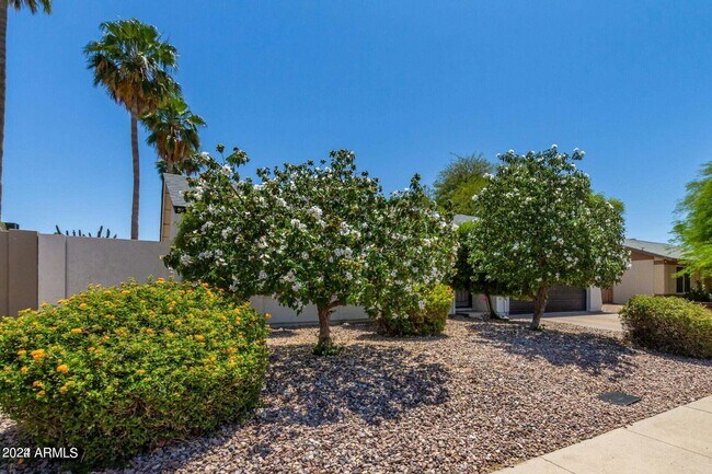 Building Photo - 10875 N 107th Way