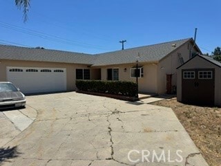 Foto del edificio - 21310 Hiawatha St
