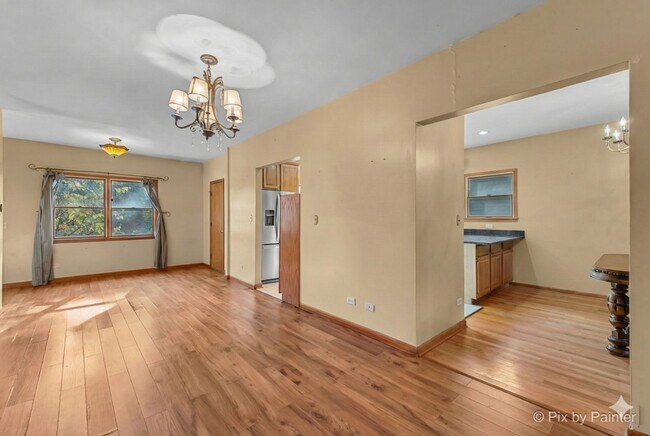 Foto del edificio - 31 W Harrison Rd