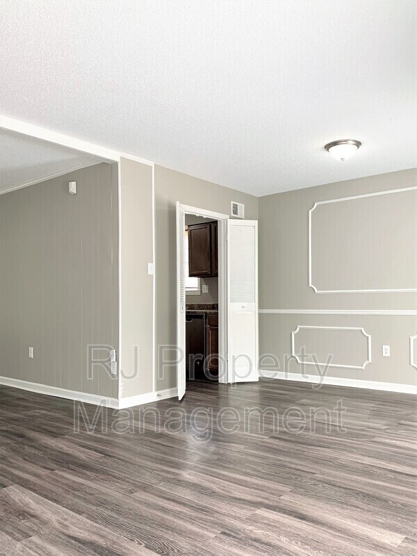 Building Photo - 4126 Berrybrook Rd