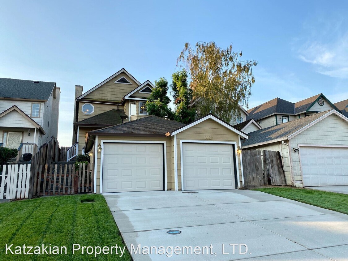 Primary Photo - 3 br, 2.5 bath House - 3628 Schooner Drive