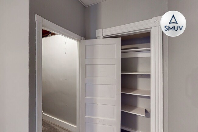 Foto del edificio - 15 E Overlea Ave