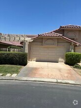 Building Photo - 77896 Woodhaven Dr N