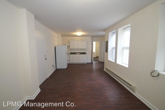 Building Photo - 4750 N Broad St