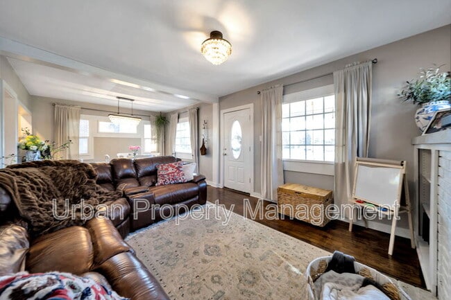 Building Photo - 90 W 7500 S