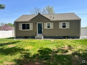 Building Photo - 103 N Branch Pkwy