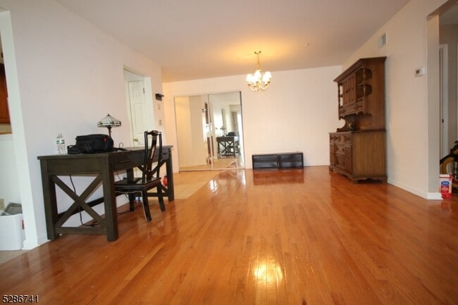 Building Photo - 30 Spruce Terrace