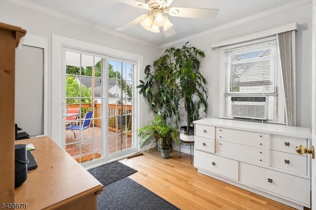 Photo - 1601 Raritan Road House