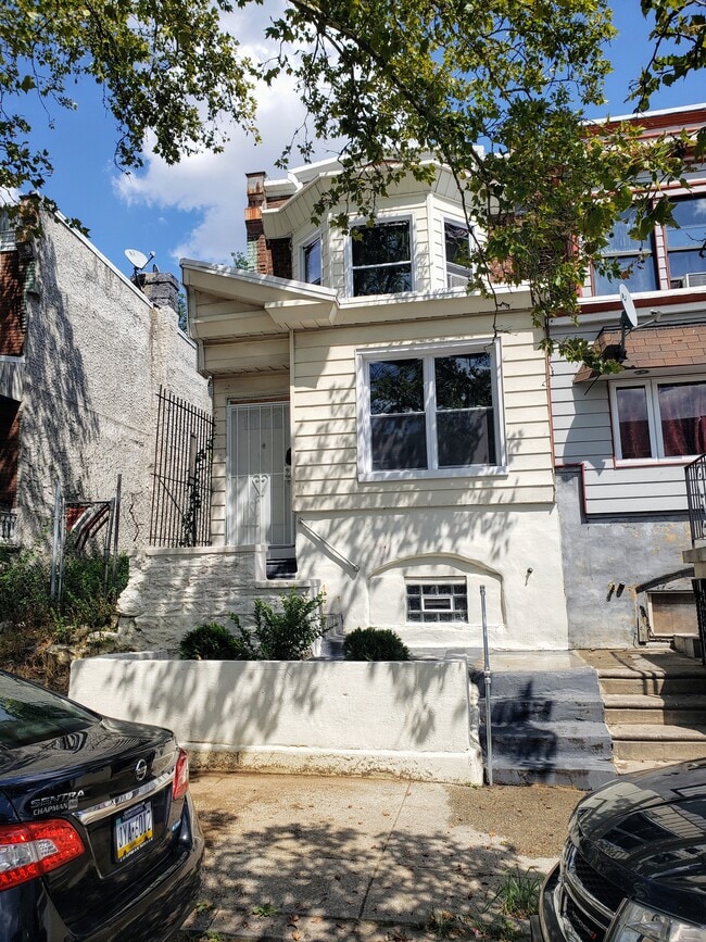 Building Photo - 4841 N 8th St