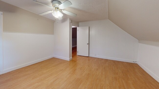 Foto del edificio - 310 Lowell St