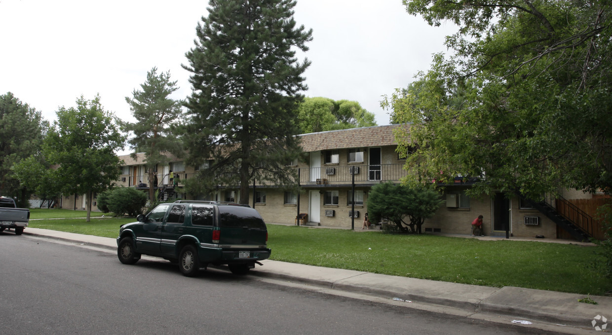 Plaza Pinese Apartaments - Plaza Pines Apartments