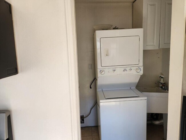In unit washer and dryer - 6512 Woodley Ave