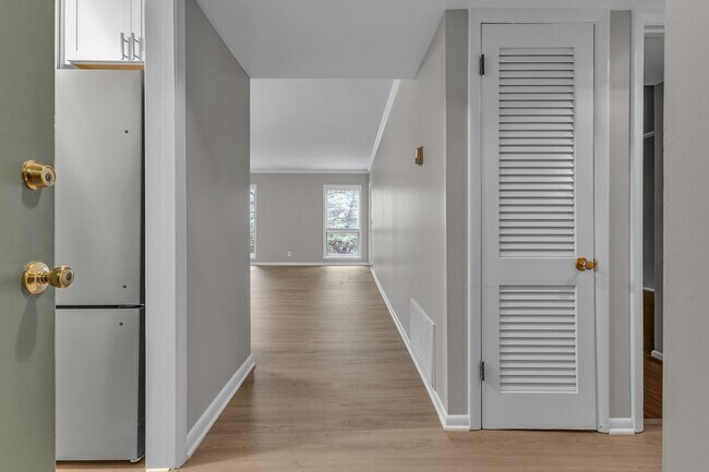 Building Photo - 116 Harding Pl