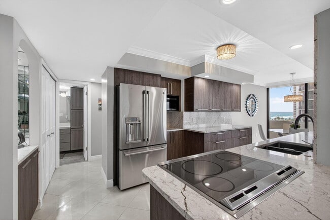 Foto del edificio - 4200 N Ocean Dr
