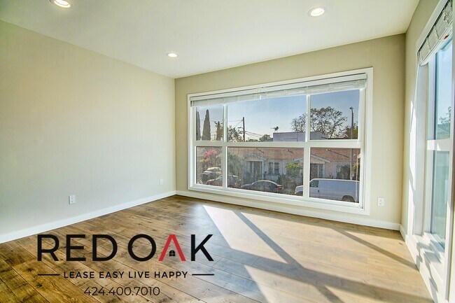 Foto del edificio - 3410 Walton Ave