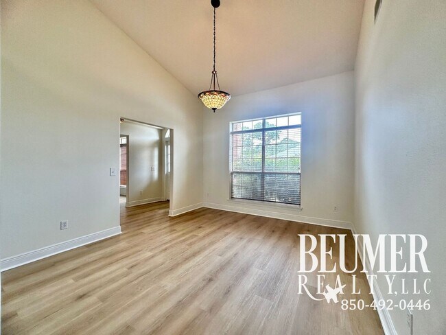 Foto del edificio - 4br/3ba Big, Bold, Beautiful Home for Rent