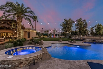 Building Photo - 5821 E Cactus Rd