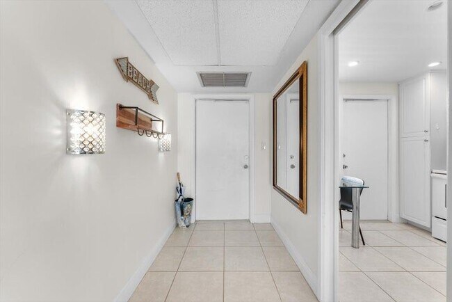 Foto del edificio - 3051 N Course Dr