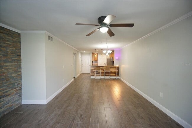 Building Photo - 10122 Winsford Oak Blvd