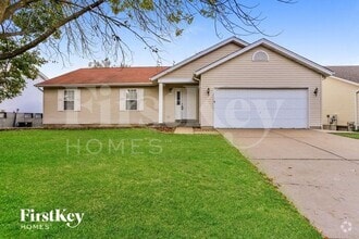 Building Photo - 15 Crystal Lake Dr