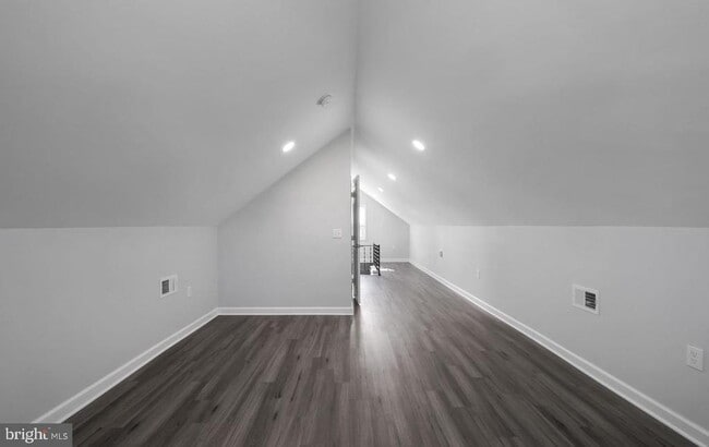 Building Photo - 4707 Tuckerman St