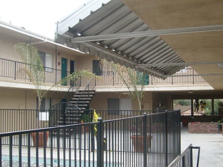 Building Photo - Town Crest