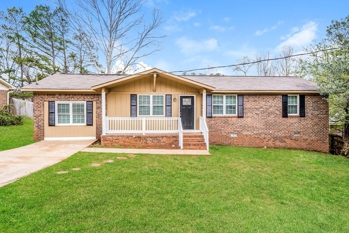 Primary Photo - 204 Ashley Dr