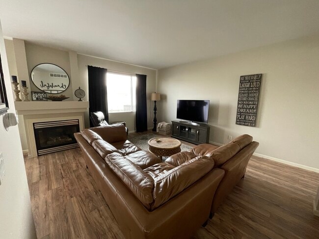 Building Photo - 7229 Mabels Way