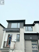 Building Photo - 2489 Watercolours Way