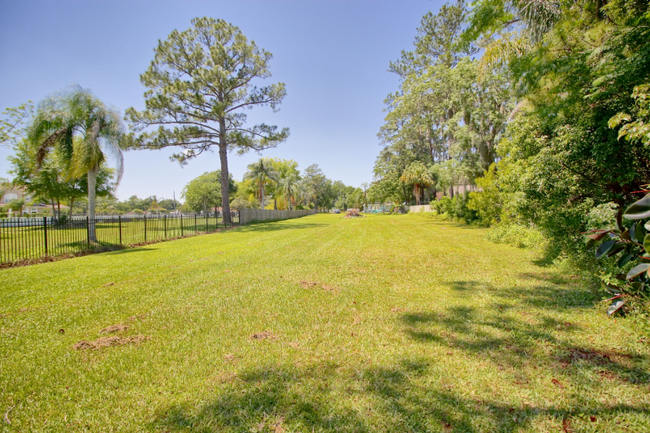 Building Photo - 1317 Balmy Beach Dr