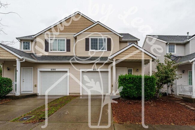 Photo - 6513 NE Forest Ln House