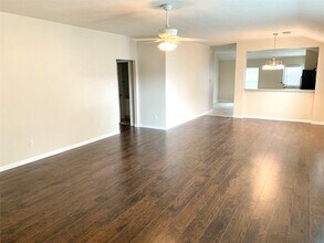 Building Photo - 20519 Lantern Springs Ln