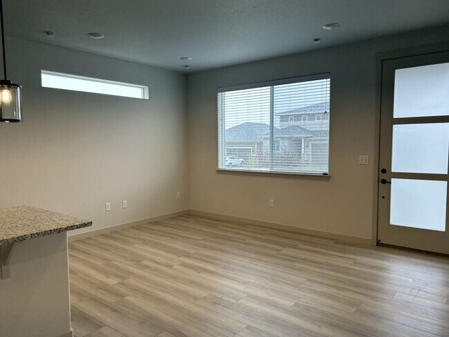 Foto del edificio - Spacious 3-Bedroom Berthoud Home – Available Now
