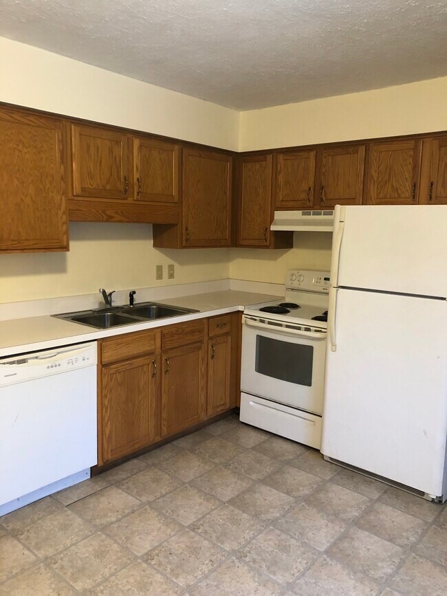 kitchen - 430 East Ash Street