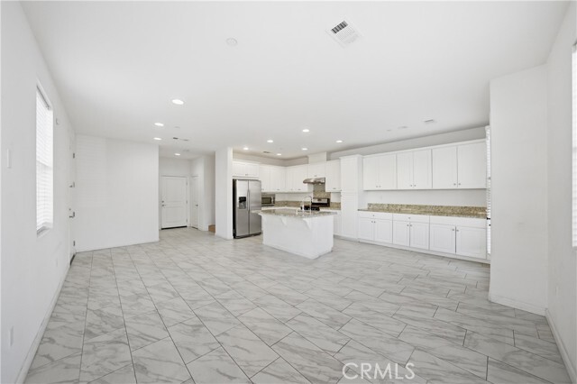 Building Photo - 2830 E Via Fiano