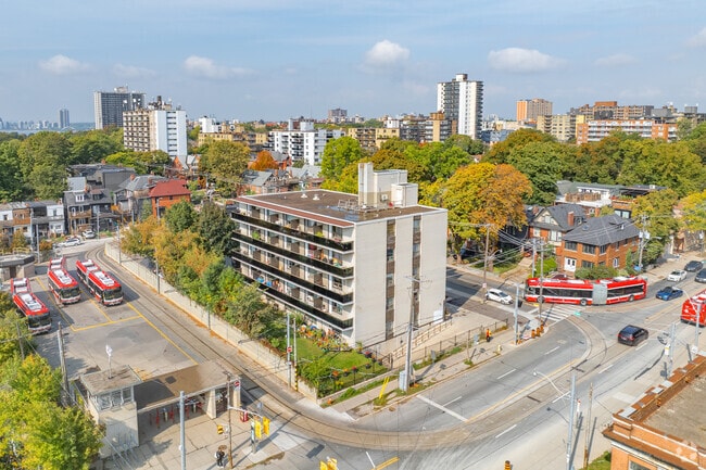 Building Photo - 1 Springhurst Ave