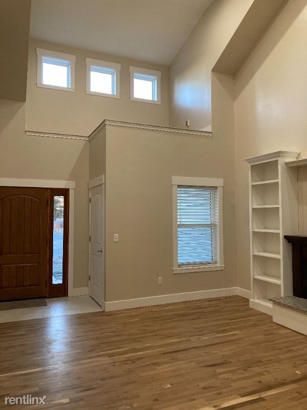 Foto del edificio - 4 br, 3 bath Townhome - 15 S 150 E