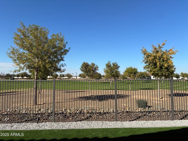 Foto del edificio - 17778 W Crawfordsville Dr