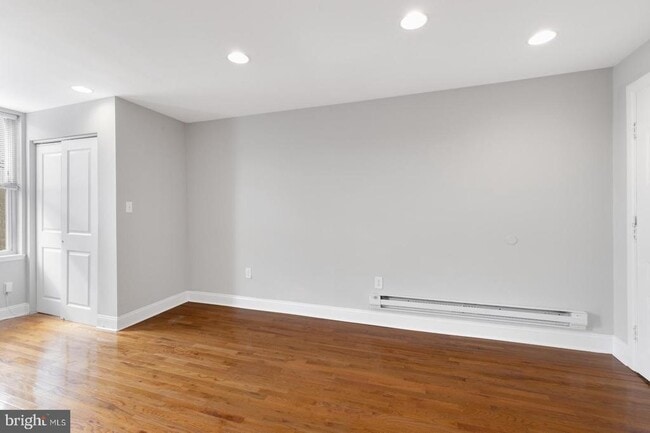 Building Photo - 1514 W Ritner St