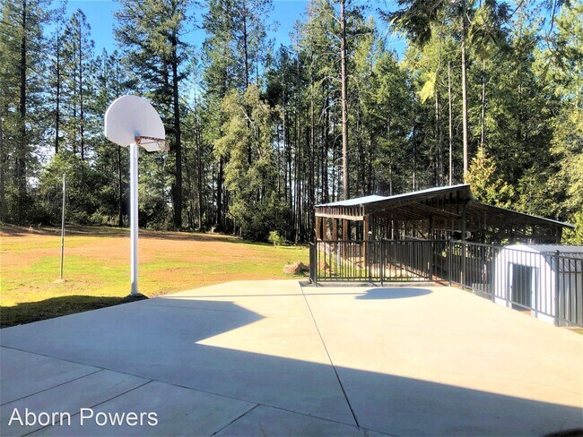 Building Photo - 3 br, 3 bath House - 6451 Shoo Fly Rd.