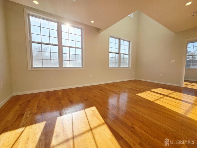 Foto del edificio - 120 Georges Rd