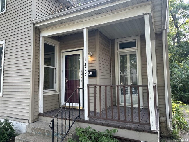 Building Photo - 1408 NE Monroe St
