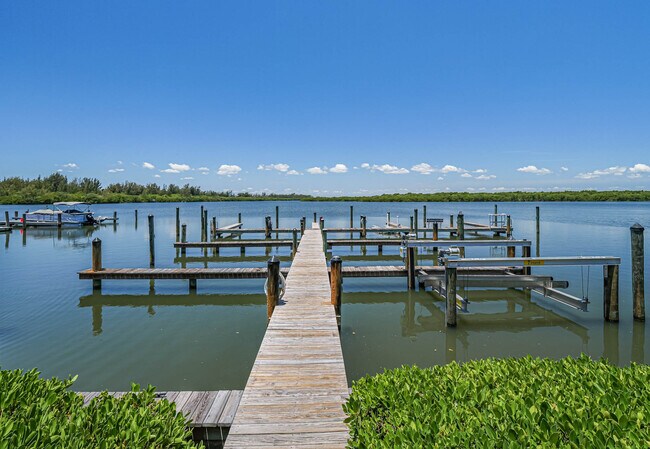 Foto del edificio - 5151 Florida A1A