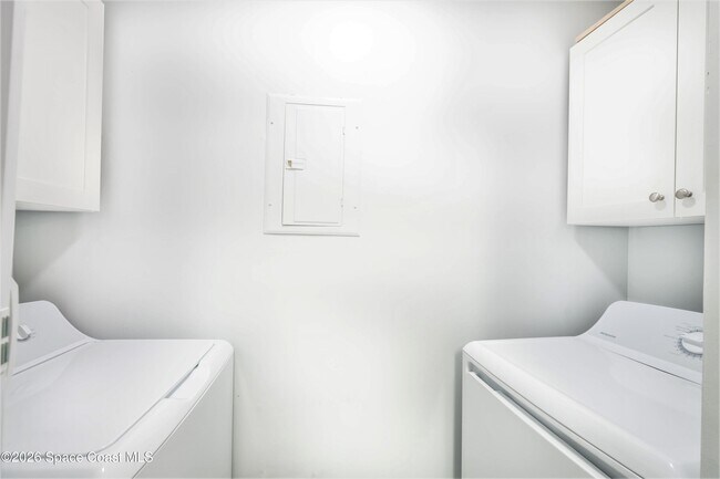 Foto del edificio - 7667 N Wickham Rd