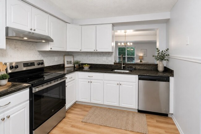 Building Photo - 508 Palmspring Dr