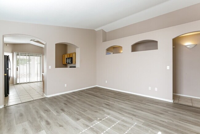 Foto del edificio - 10205 Barrel Ridge St