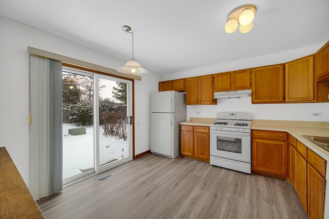 Building Photo - 4782 Amber Cir