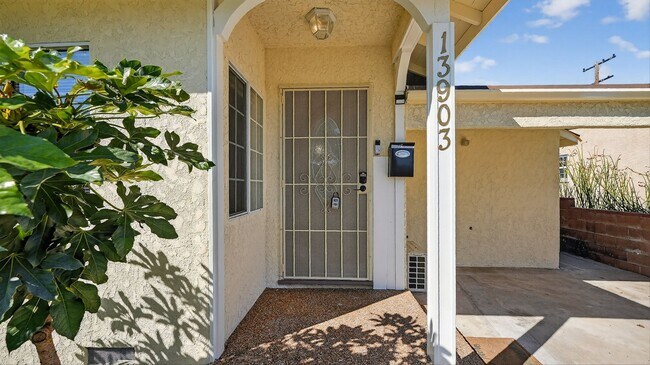 Foto del edificio - 3 Bedroom Home for Rent – Prime Norwalk Location