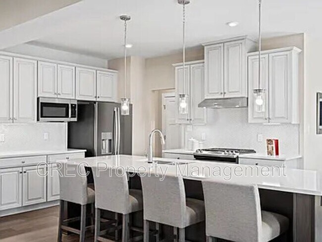 Building Photo - 1018 Lacebark Dr