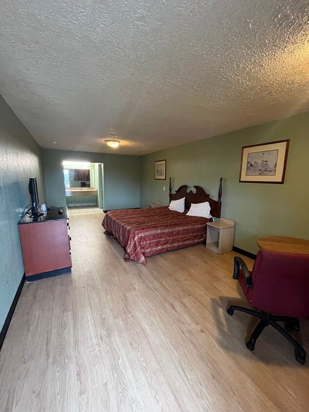 Primary Photo - Cozy Studio Apartment in East Nashville....Furnished or Unfurnished